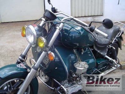 2001 amazonas 1600 photo